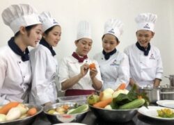 học-chứng-chỉ-đầu-bếp-online-từ-xa