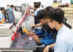 Học Phí Trung Cấp Điện Công Nghiệp Bao Nhiêu | Nohu nền tảng nổ hũ hàng đầu 2026 với kho game đa dạng