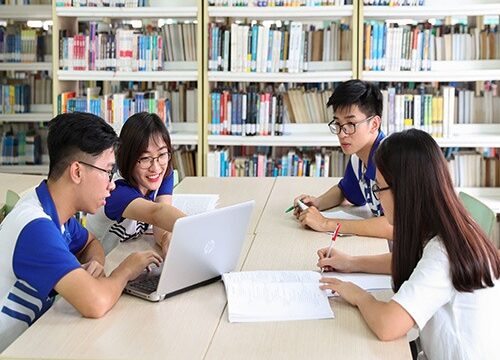 Học Trung cấp Thư viện thiết bị trường học