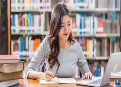 Trung cấp thư viện thiết bị trường học học gì