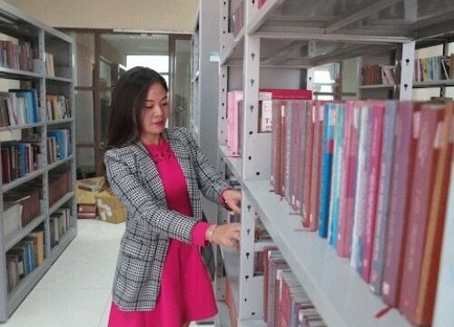 Lương Ngành Thư Viện Thiết Bị Trường Học Bao Nhiêu?