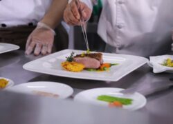 Lương Nghề Nấu Ăn Bao Nhiêu?