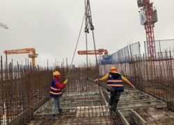 nghe-xay-dung-can-nhung-to-chat-nao